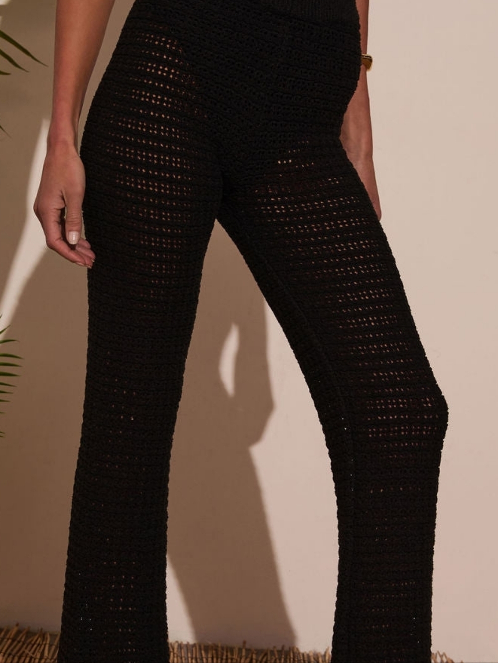 Vici Barefoot Agenda Crochet Pants - Picture 7 of 16